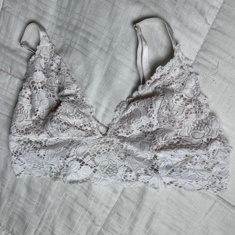 Victoria secret white lace bra Never worn